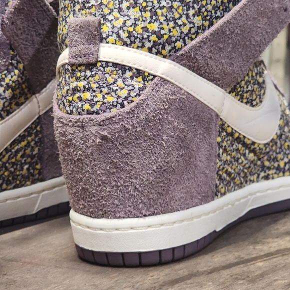 COPY - Nike dunk sky hi" Liberty of London" - Picture 3 of 9